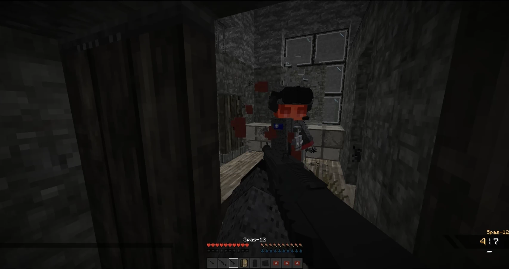 Combat PvP avec les armes du mod Modern Warfare Cubed sur Damnatio